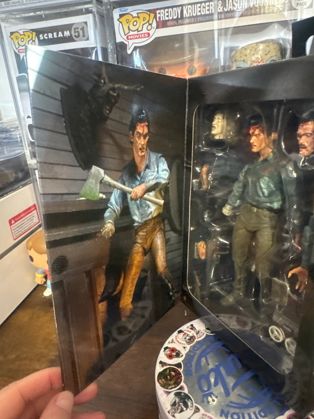 Ash Evil Dead 2 Dead By Dawn 7” Figure