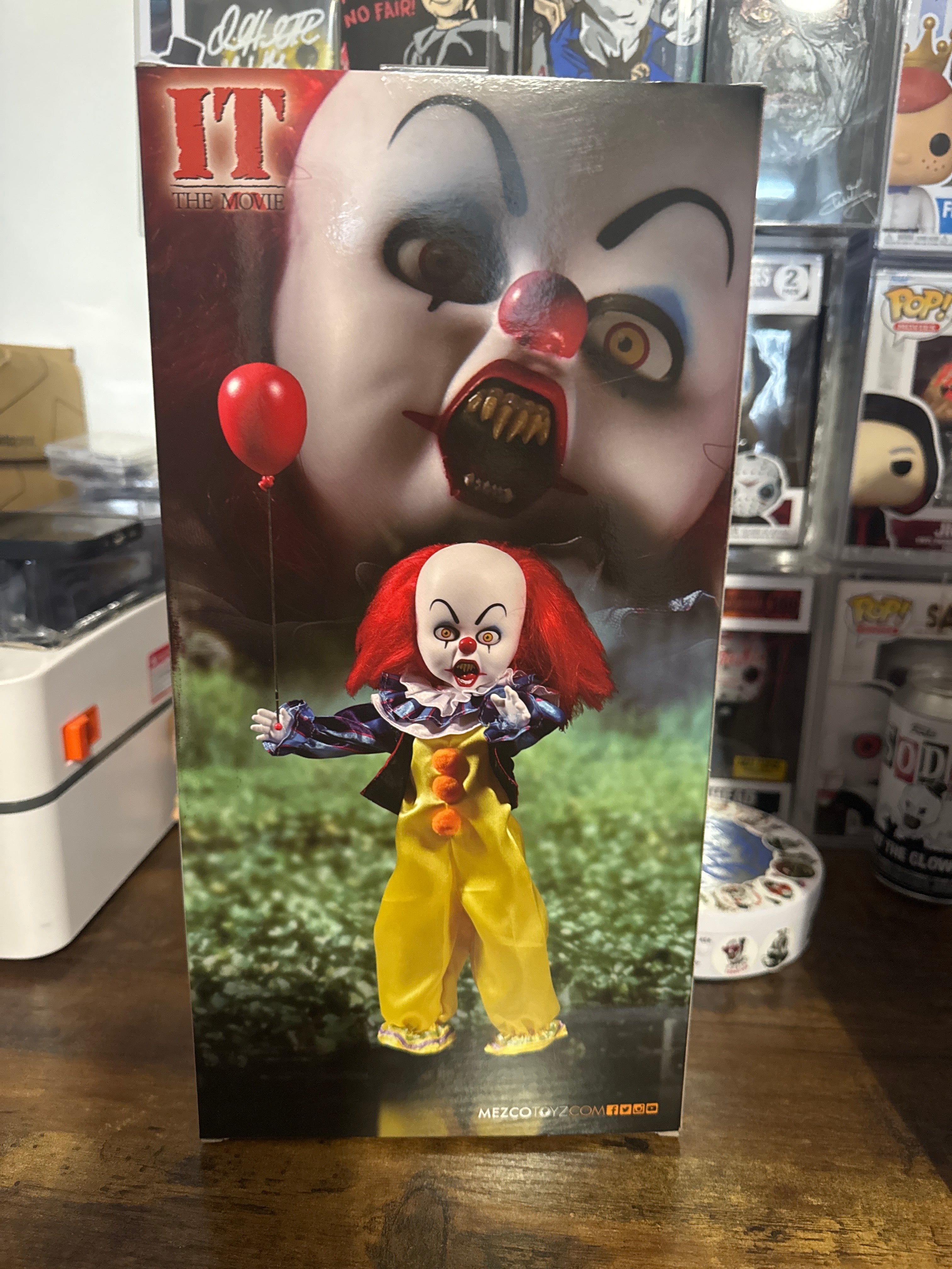 Pennywise 1990 Living Dead Dolls Present IT The Movie Mezco