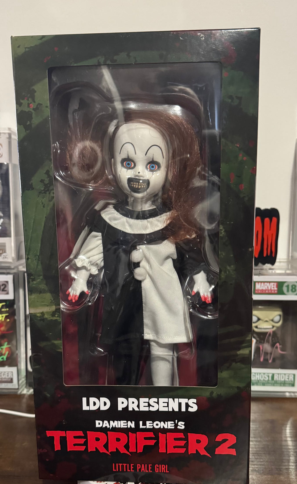 Little Pale Girl Living Dead Dolls Presents