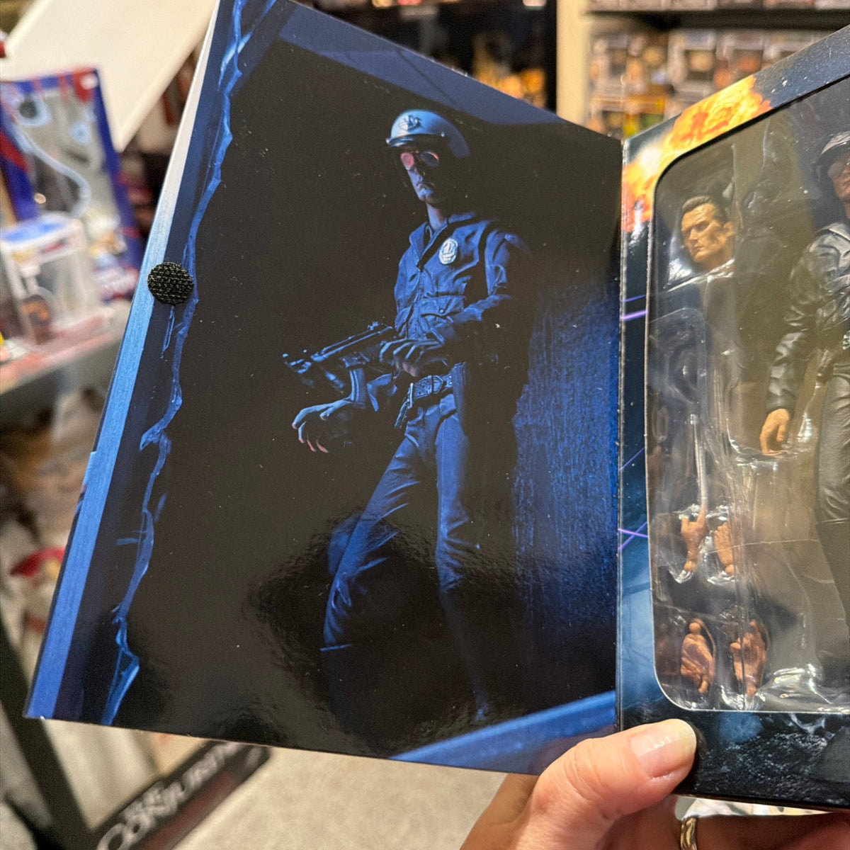 Neca Terminator 2 Judgement Day T-1000 Motorcycle Cop 7” Action Figure
