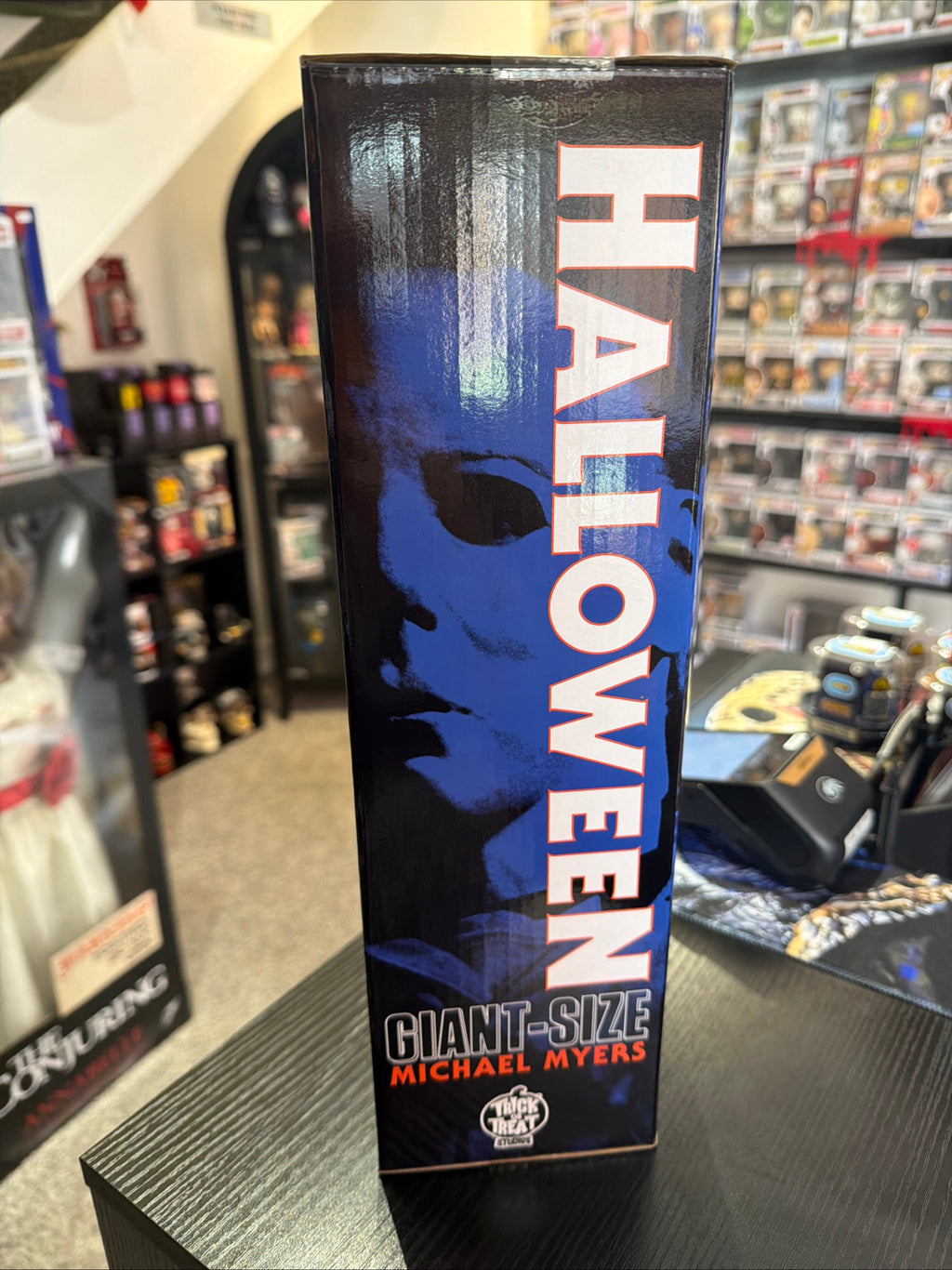 Trick Or Treat Studios Giant-Sized Michael Myers Halloween 12” Tall