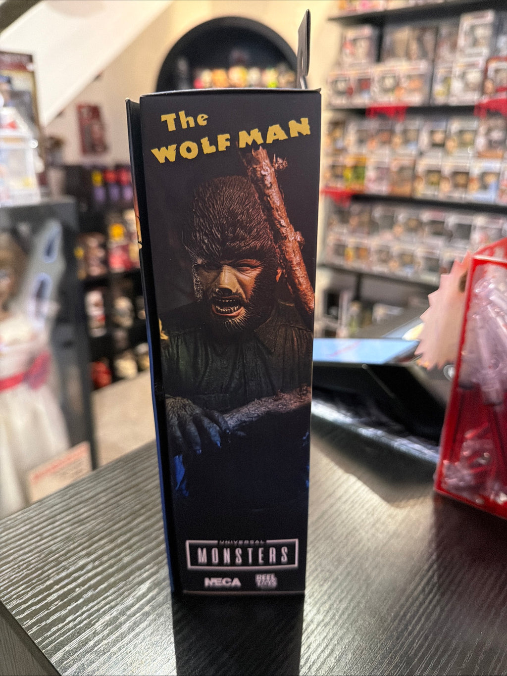 Neca Universal Monsters The Wolf Man Figure