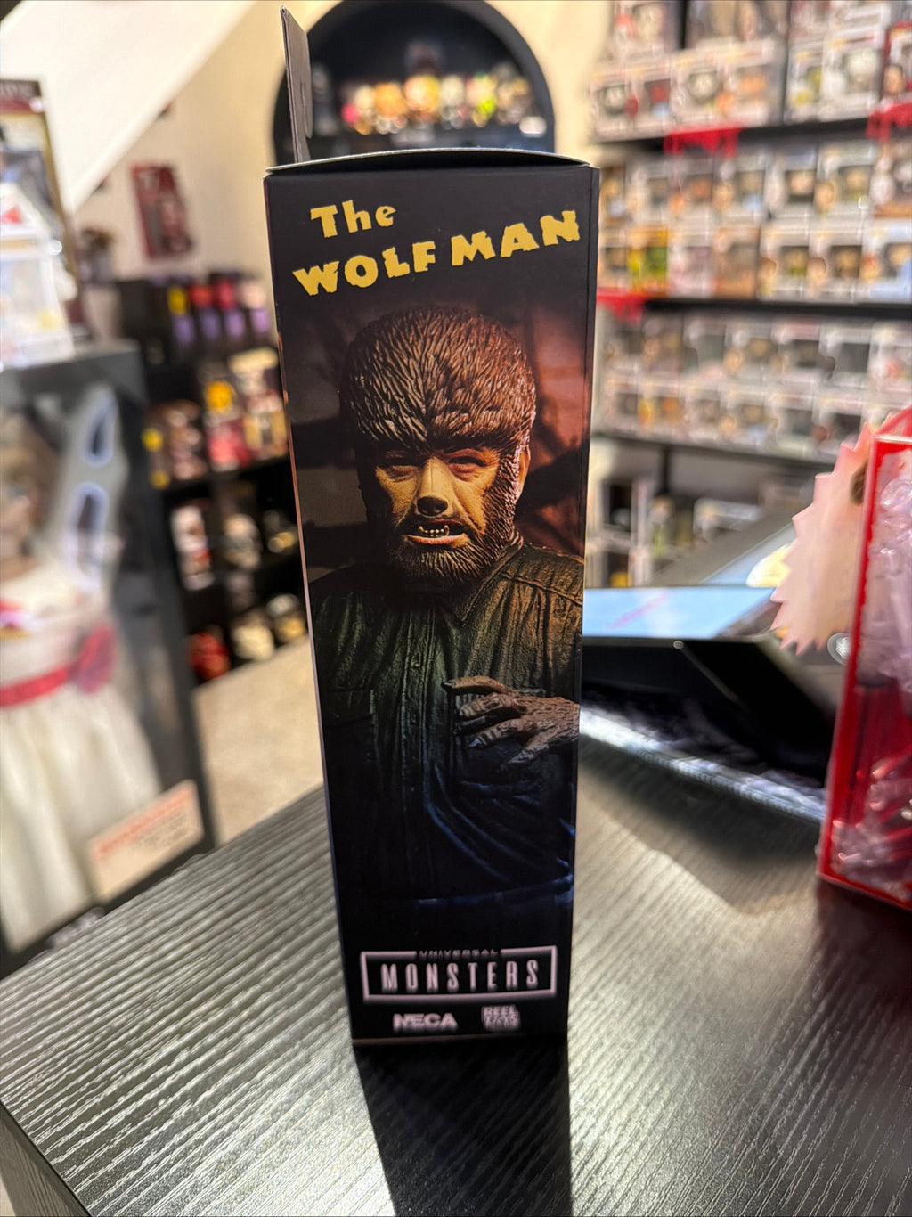 Neca Universal Monsters The Wolf Man Figure