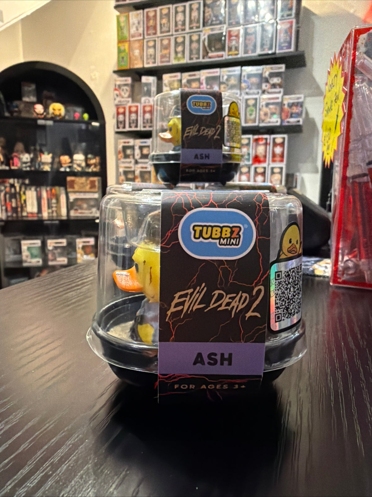 Mini Tubbz Evil Dead 2 Ash Cosplaying Duck