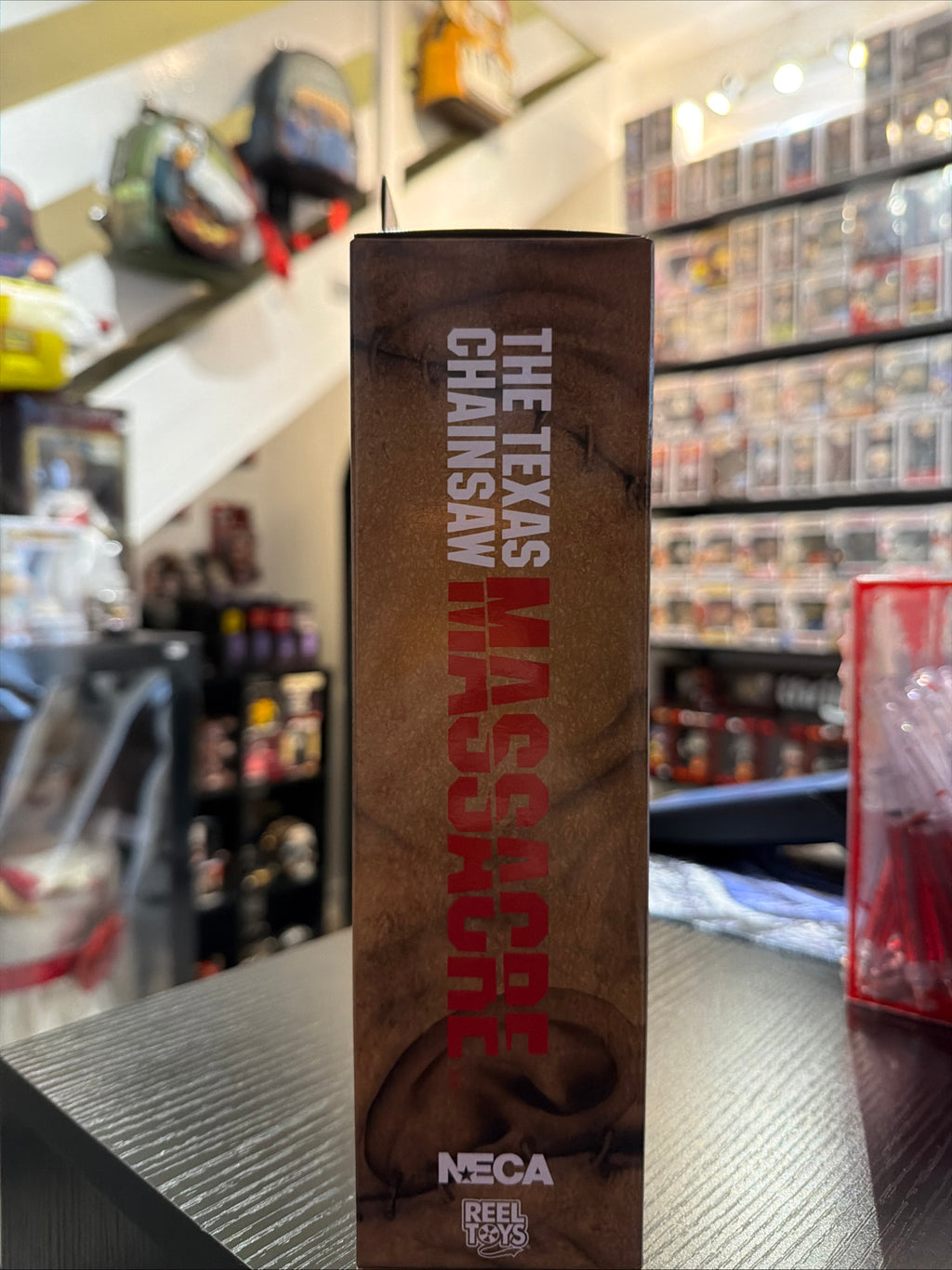 NECA The Texas Chainsaw Massacre Leatherface 7” Figure