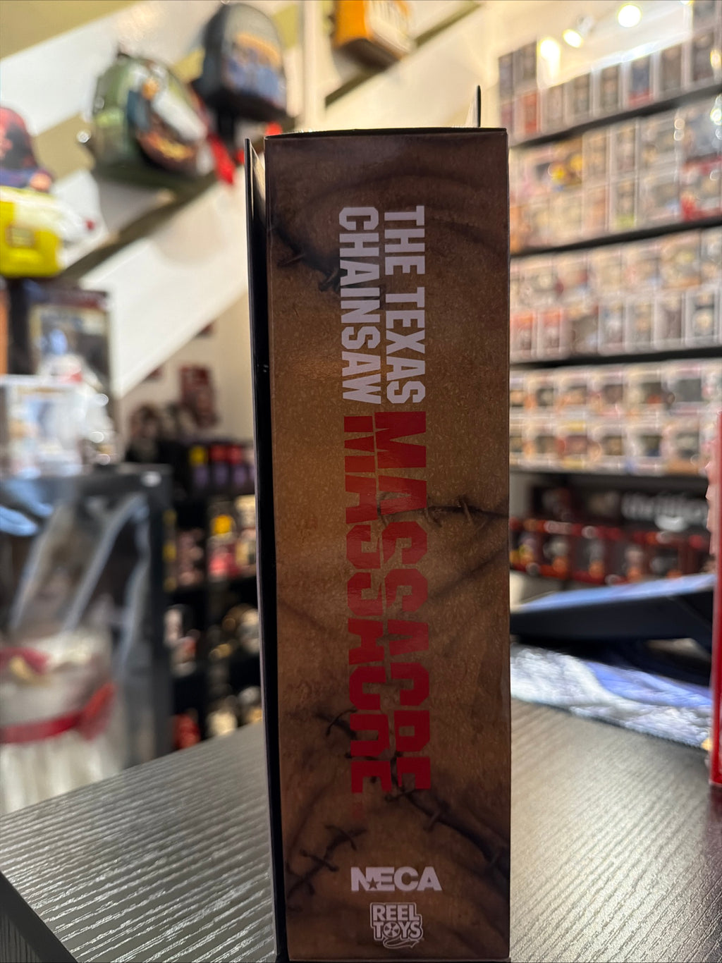 NECA The Texas Chainsaw Massacre Leatherface 7” Figure