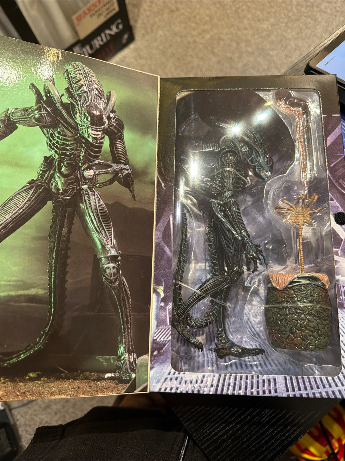 NECA Aliens Ultimate Blue Alien Warrior 7” Action Figure
