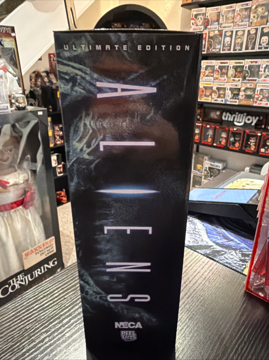 NECA Aliens Ultimate Blue Alien Warrior 7” Action Figure
