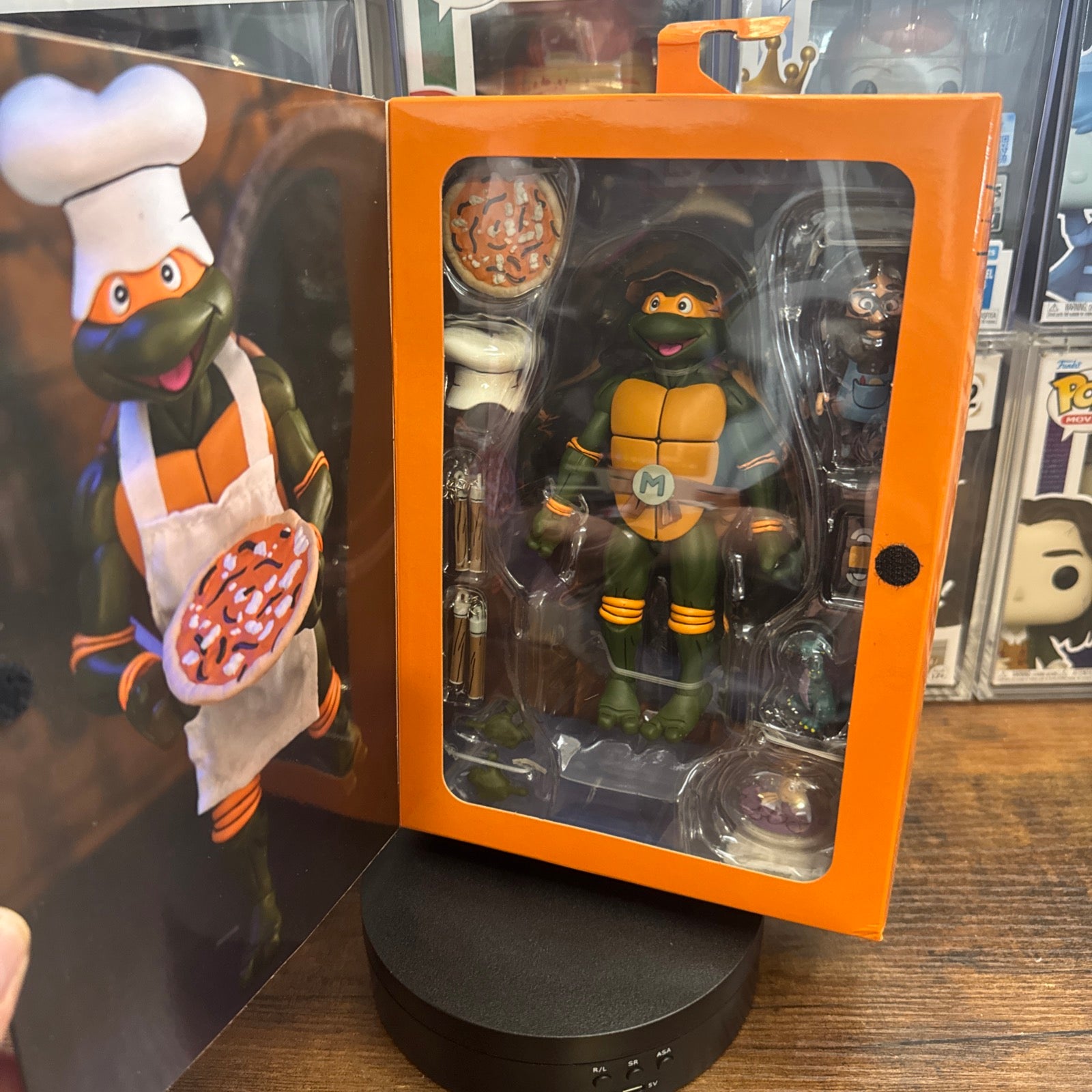 Michelangelo 7” Figure Teenage Mutant Ninja Turtles TMNT Pizza Club
