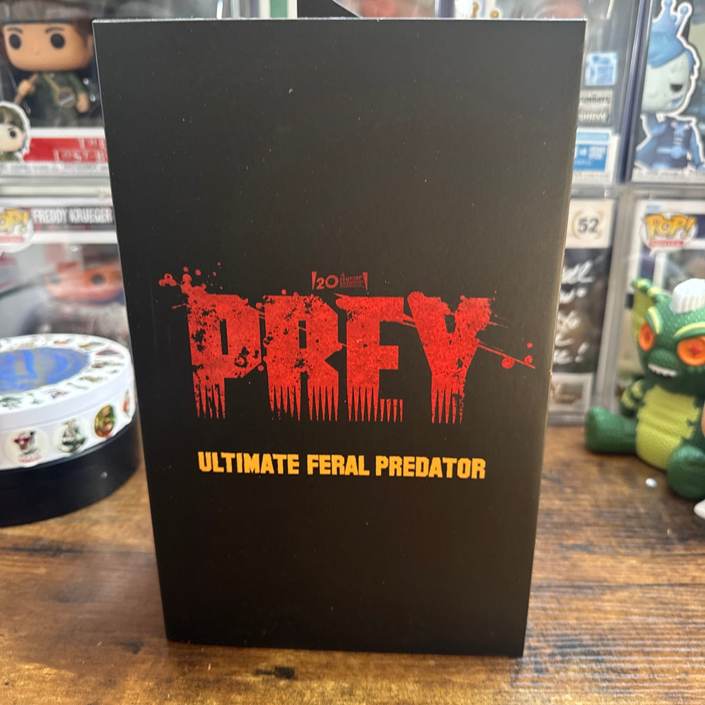 Ultimate Feral Predator 7” Figure Prey