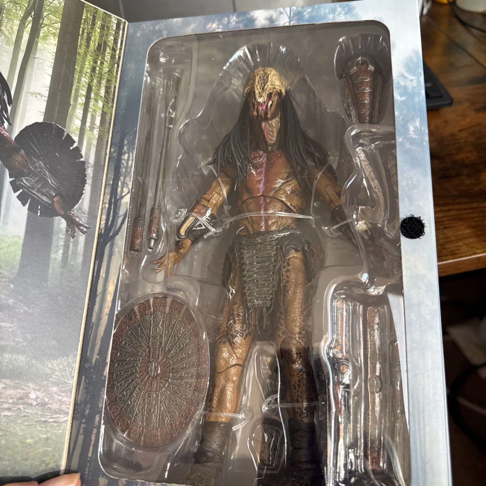 Ultimate Feral Predator 7” Figure Prey