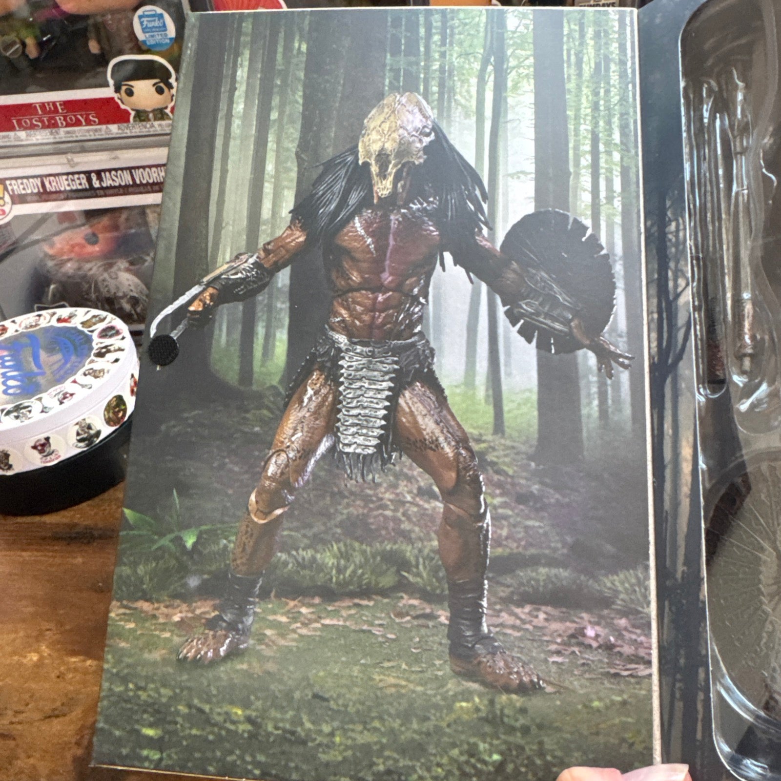 Ultimate Feral Predator 7” Figure Prey