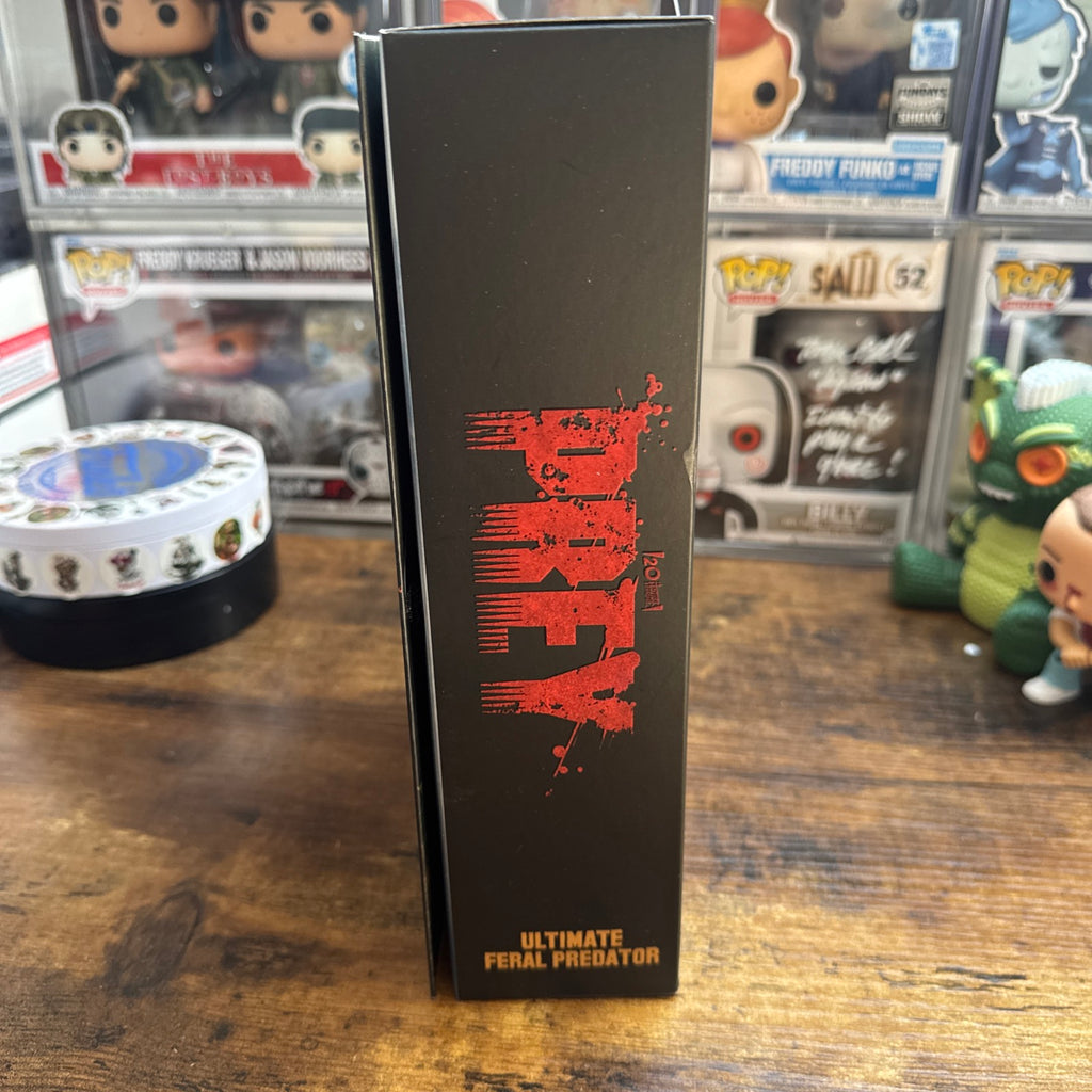 Ultimate Feral Predator 7” Figure Prey