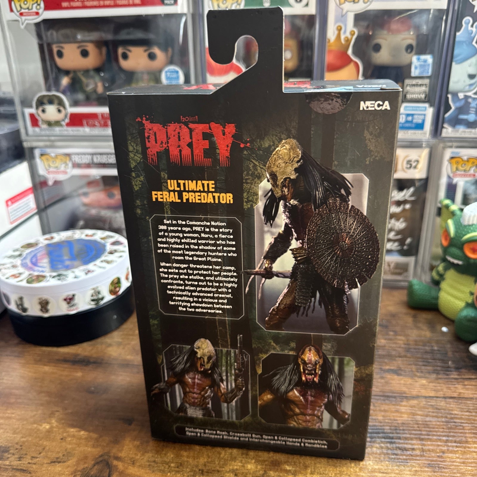 Ultimate Feral Predator 7” Figure Prey