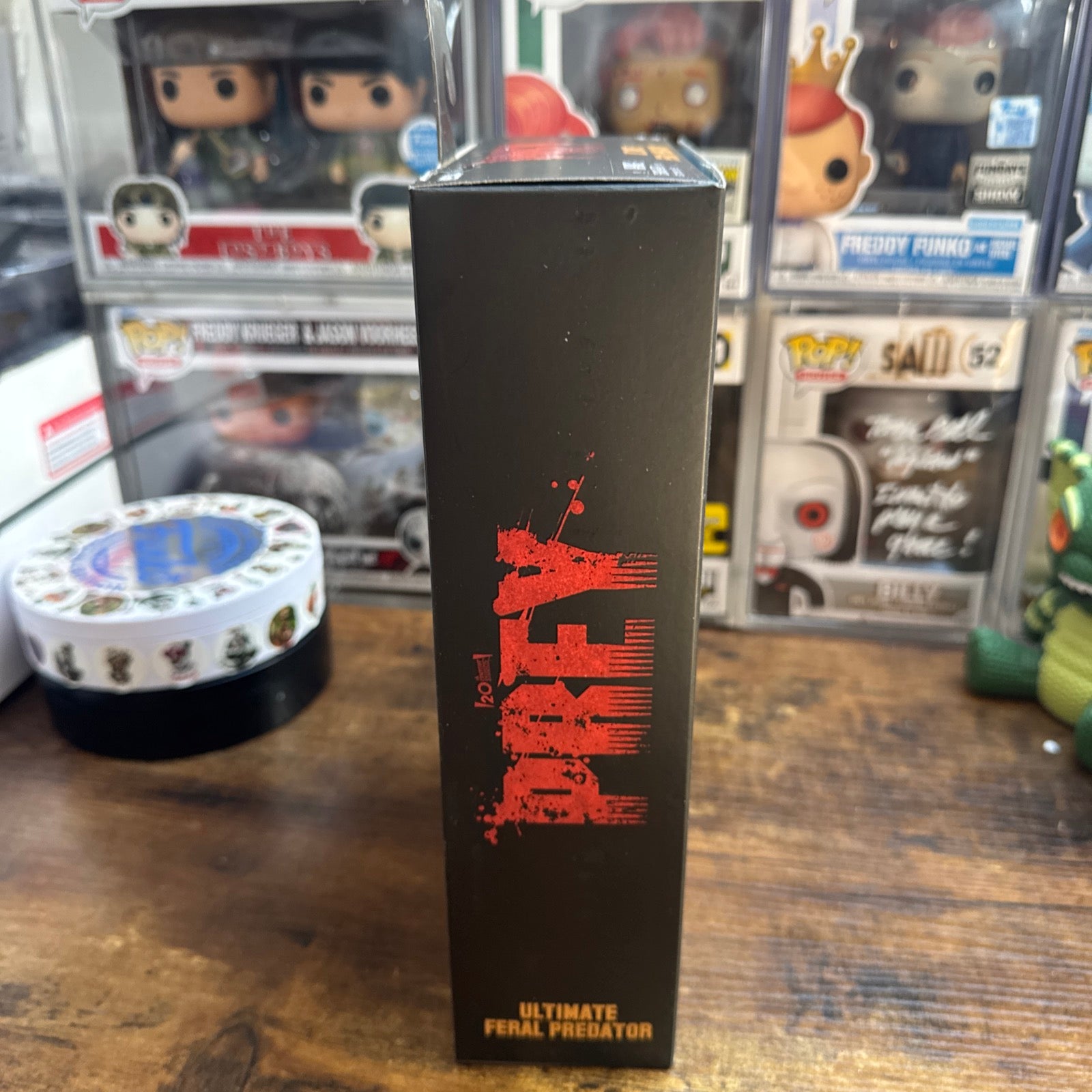Ultimate Feral Predator 7” Figure Prey