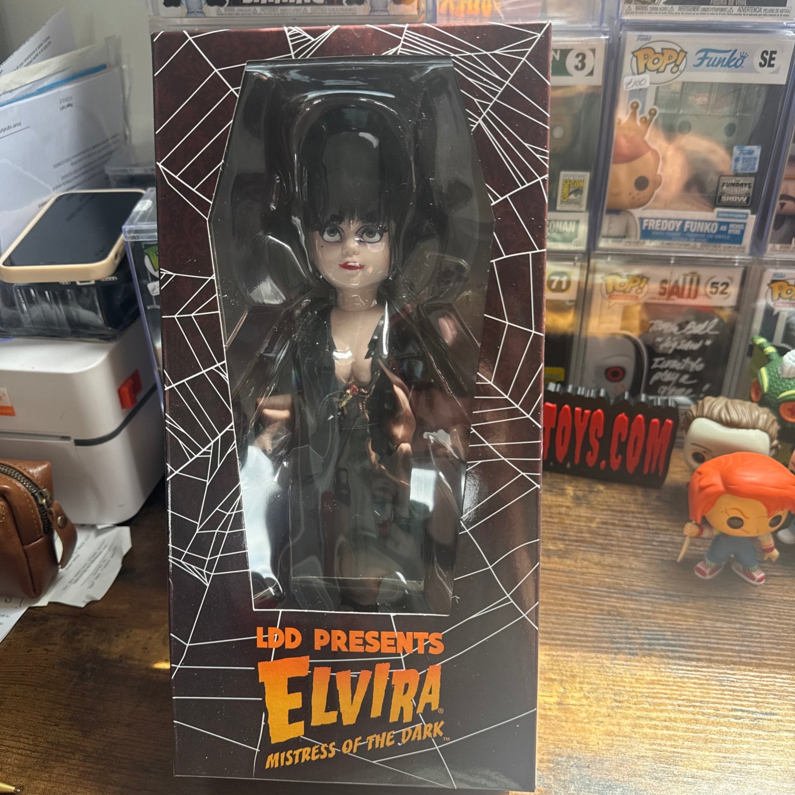 Elvira Mistress Of The Dark LDD Living Dead Doll Presents