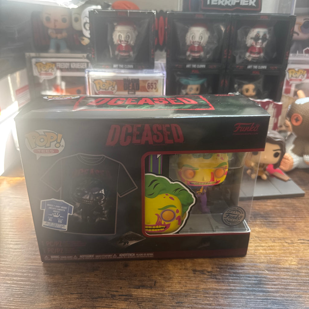 Dceased Joker Pop & Tee Blacklight Size XL