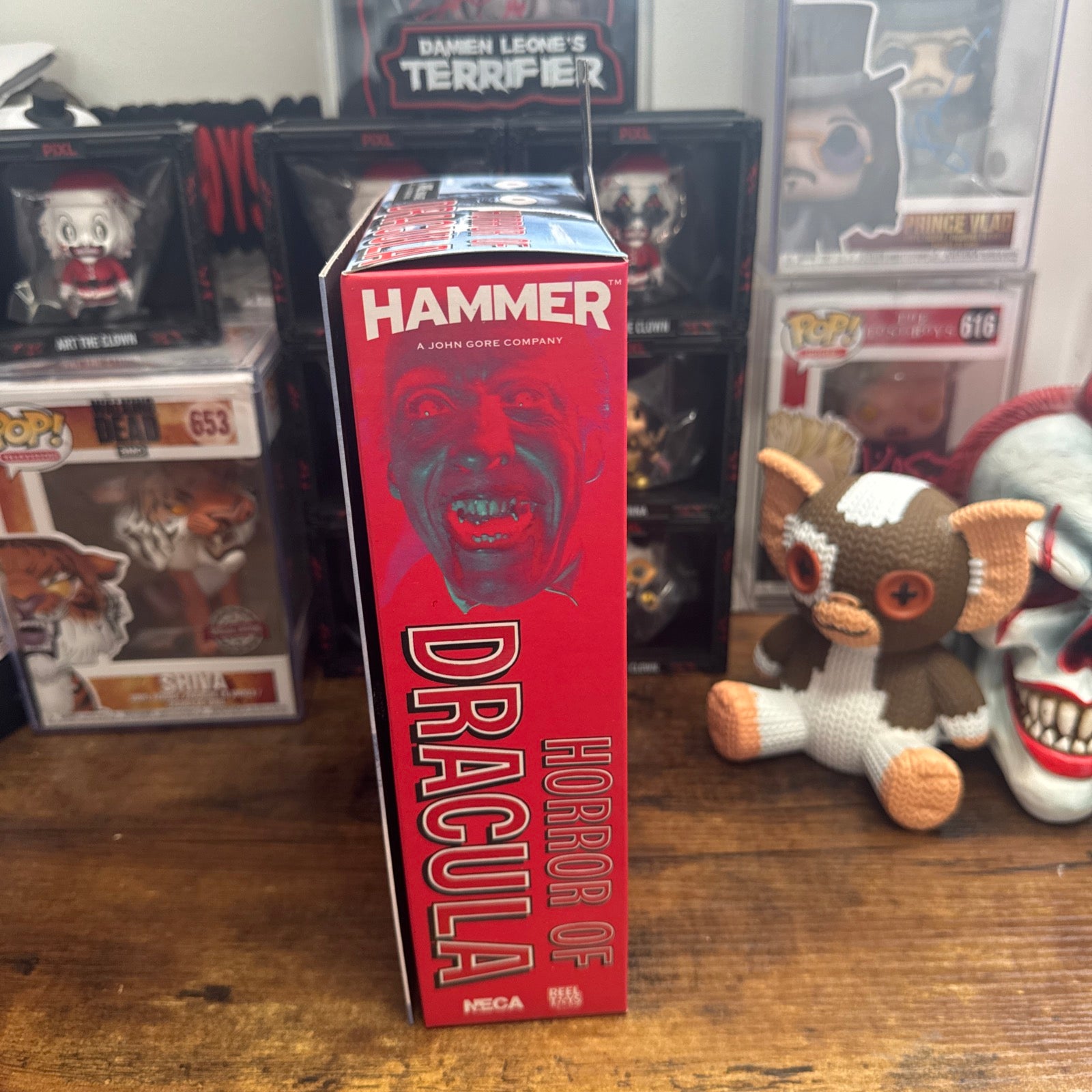 Ultimate Horror Of Dracula 7” Figure