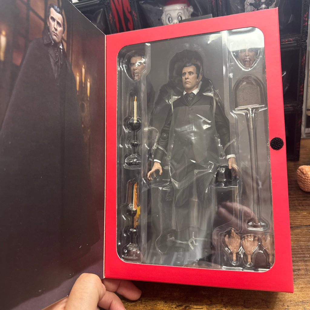 Ultimate Horror Of Dracula 7” Figure