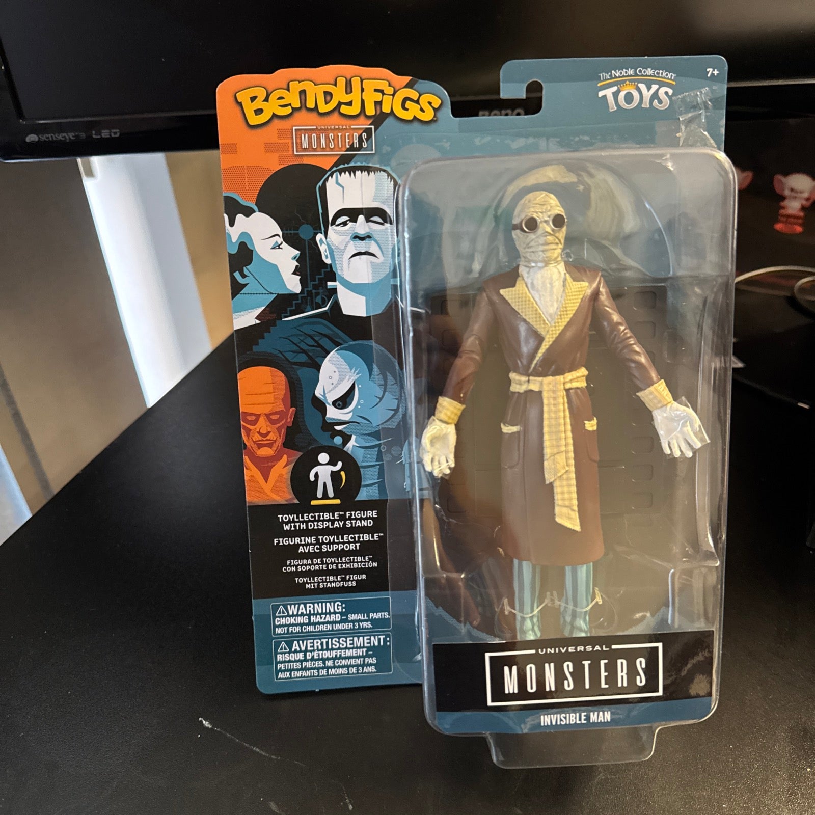 Noble Toys The Invisible Man 7” BendyFigs Universal Monsters