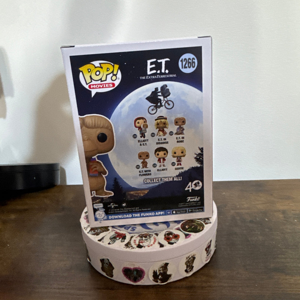 E.T With Candy #1266 E.T Extra Terrestrial
