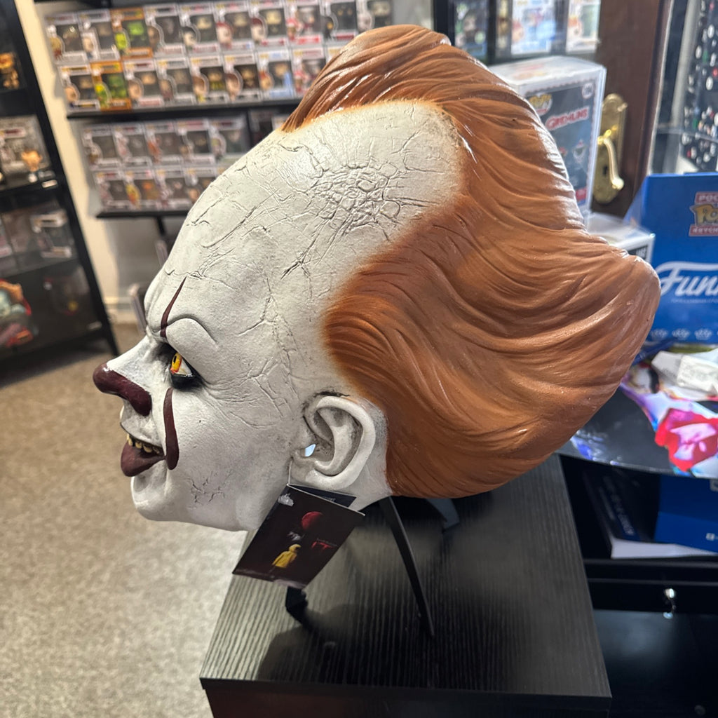 Trick or Treat Studios Pennywise 2017 Mask Full Head