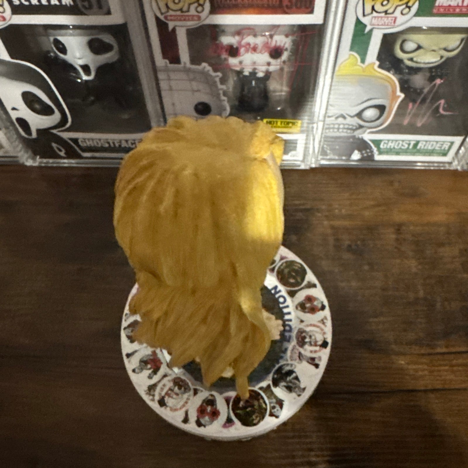 Neca Posey Head knocker (Box damage)