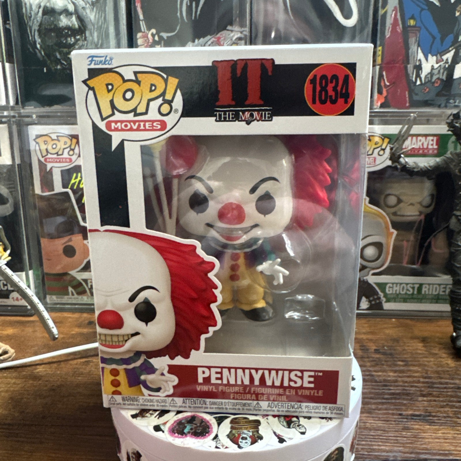 New! Pennywise #1834 IT The Movie + Blood Splatter Protector