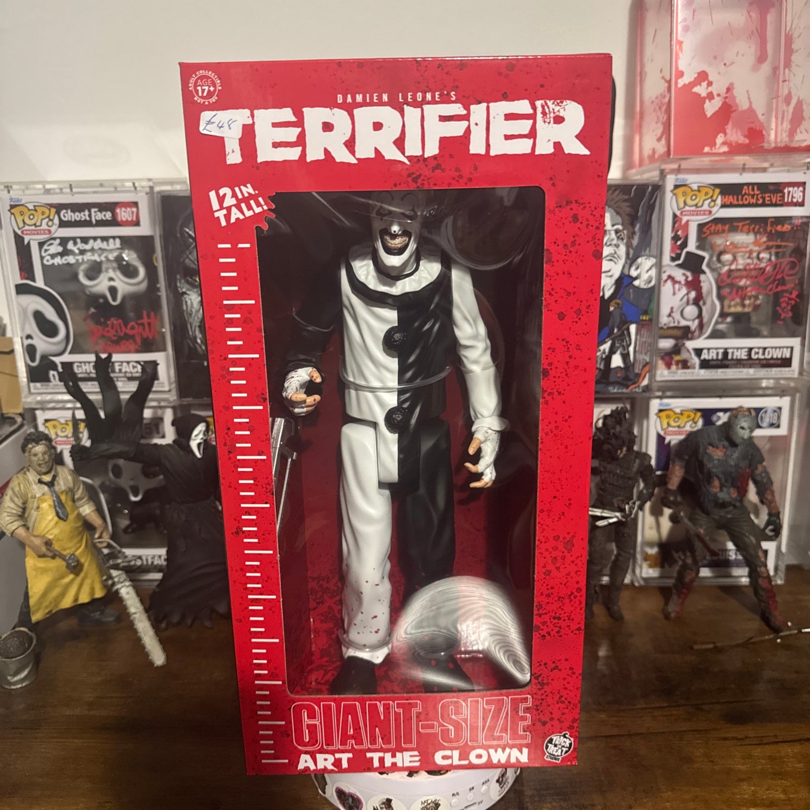 Art The Clown 12” Figure Trick or Treat Studios