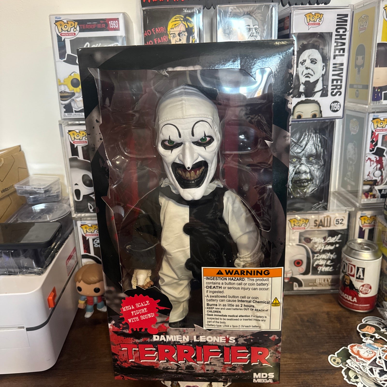 Art The Clown MDS Mega Scale Figure With Sound Damien Leone’s Terrifier