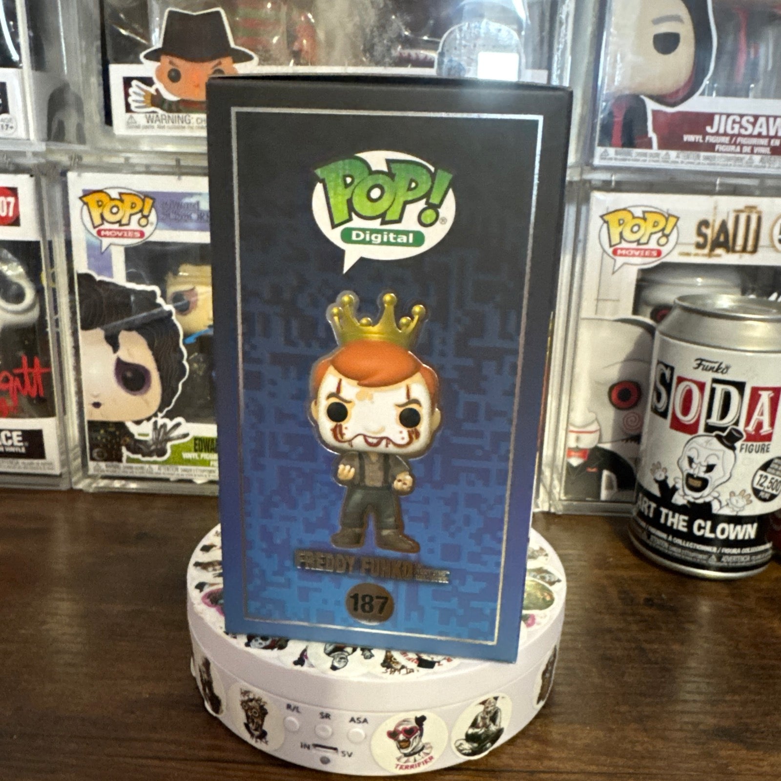 Vaulted Digital NFT Freddy Funko As Pennywise ( Meltdown) IT 2500 PCS
